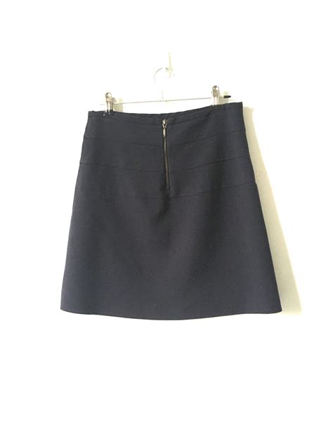 zara navy skirt.